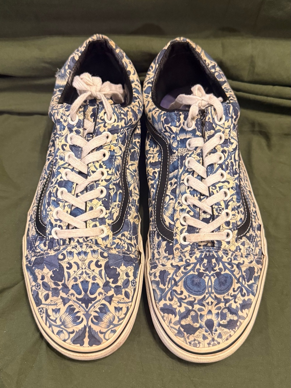 Vans Navy Floral-Pattern Low Top Sneakers